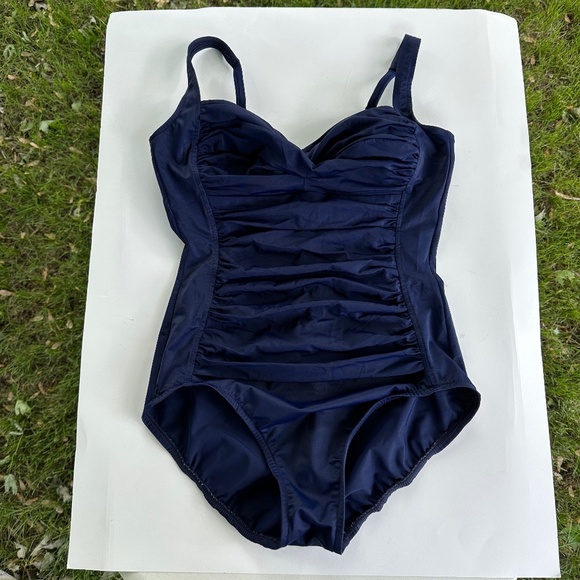 MIRACLESUIT Sz 10 Swimsuit Swim Navy Blue Slimming Rushed Front Bathing - Picture 1 of 12